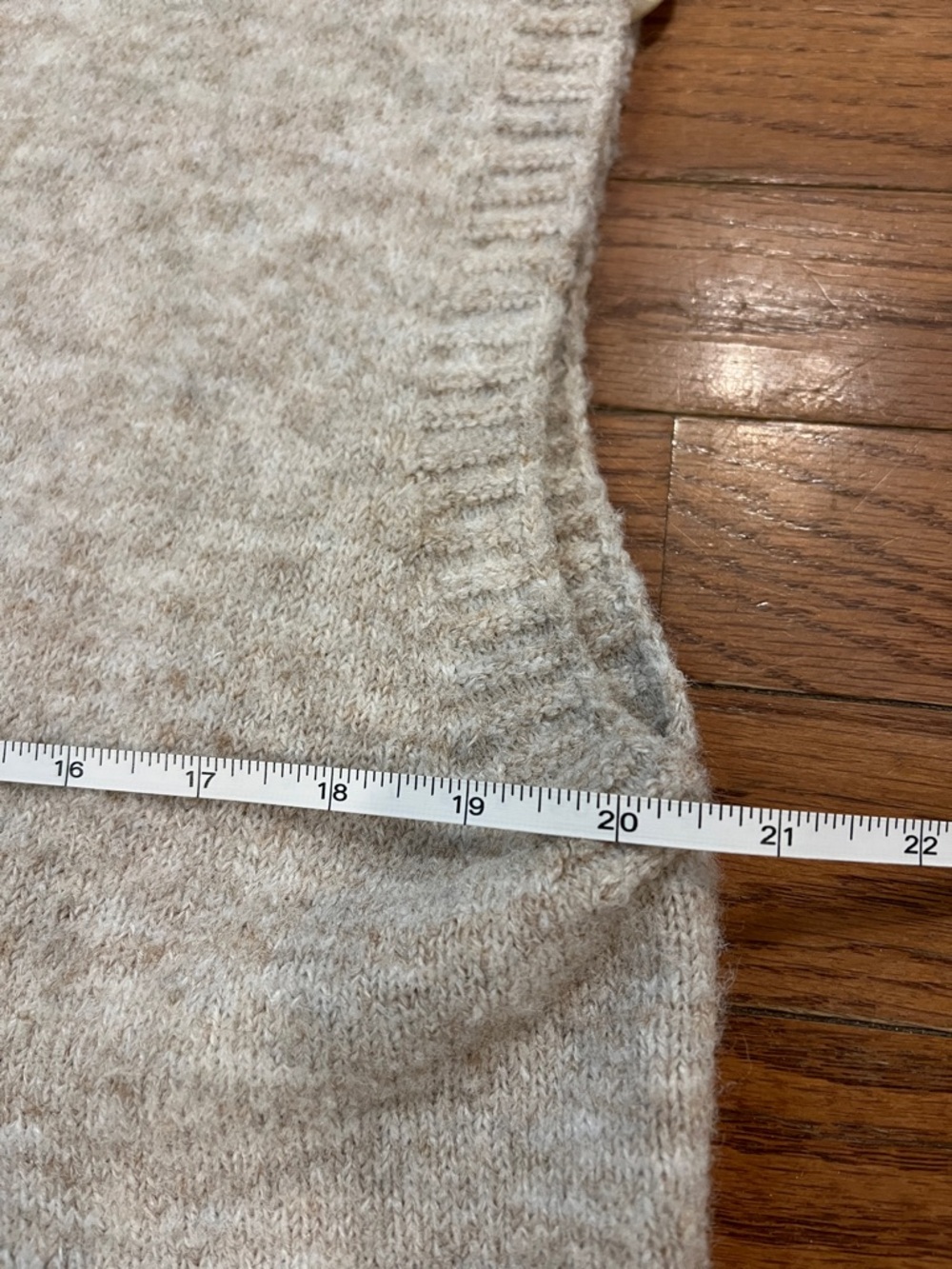 Cider Pear Sweater Vest Size Large Cozy Knit Fruit Graphic Neutral - Picture 11 of 12